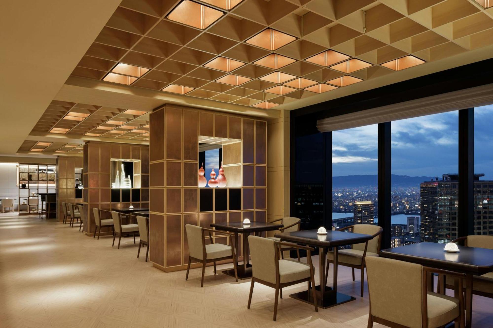 The Osaka Station Hotel, Autograph Collection Экстерьер фото